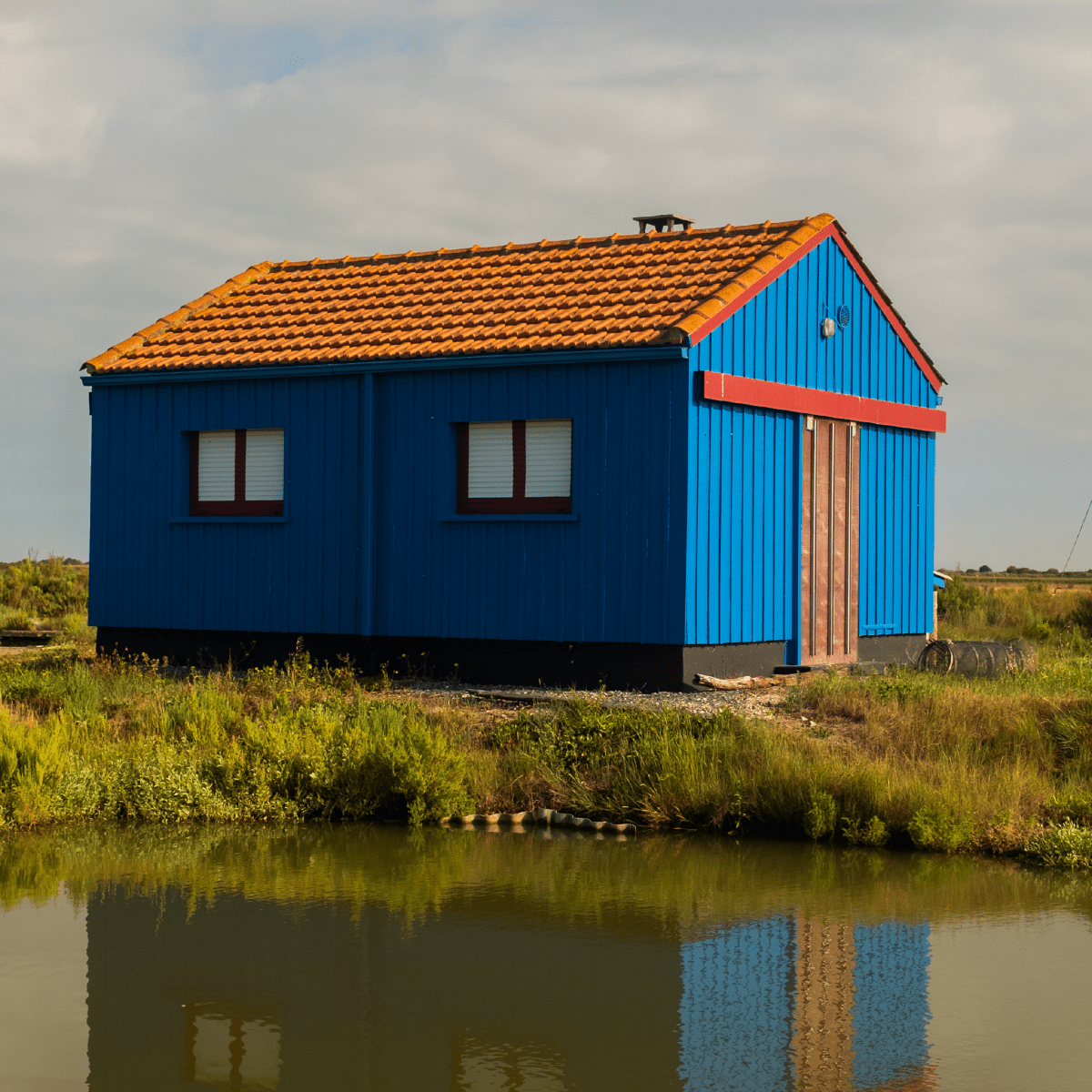 Blue Hut - Derek Saville - Abhainn Studio